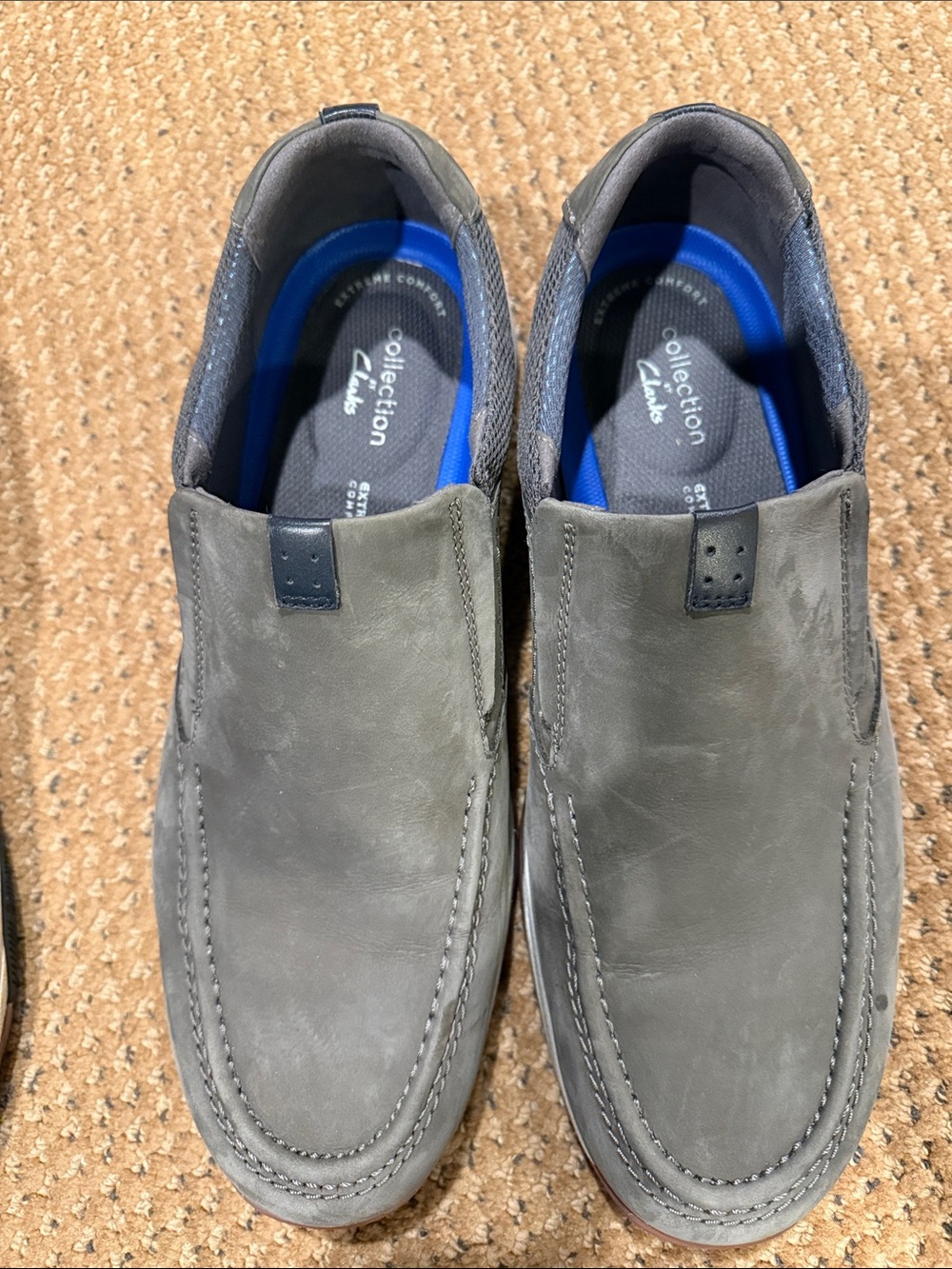 Clarks Men’s Grey Leather Slip-On Loafers Size 12M like new